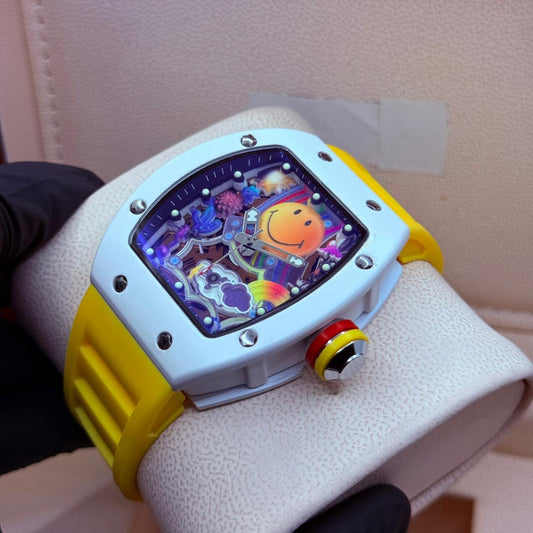 RM 088 white with yellow starp